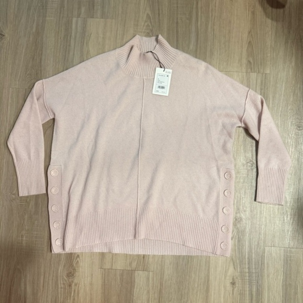 NWT Theory Tolleree OB Soft 100 % Cashmere Sweater – Size M Mink Pink​